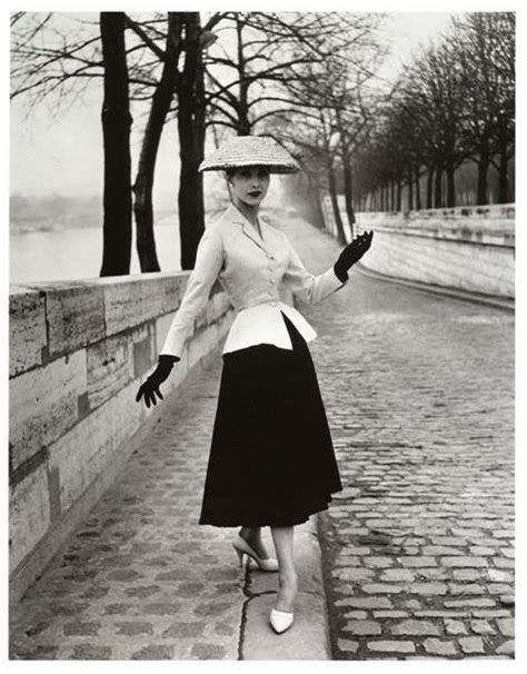 dior new look inspired dresses|christian dior 1947 fashion style.